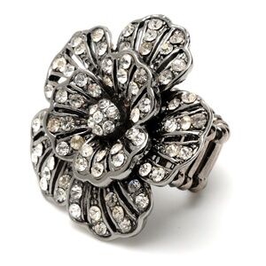 Amrita Singh Crystal Primrose Floral Cocktail Ring